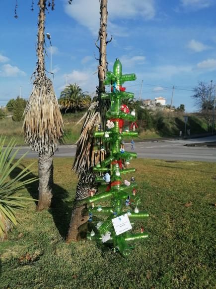 Árvores de Natal Recicladas vão decorar novamente a Freguesia