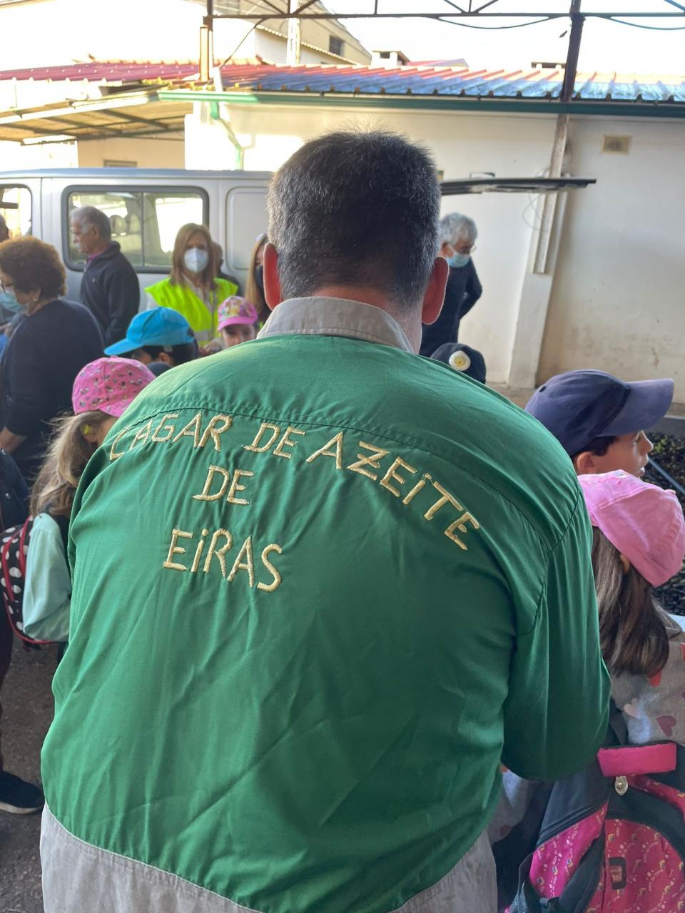 Visita dos alunos da EB1 Eiras ao "Lagar Velho"